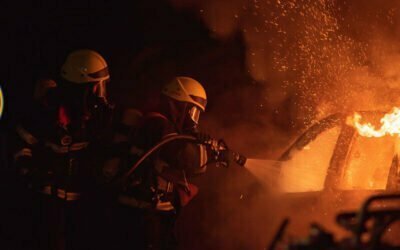 Mandatory retirement age eliminated for Iowa volunteer firefighters, reserve police officers