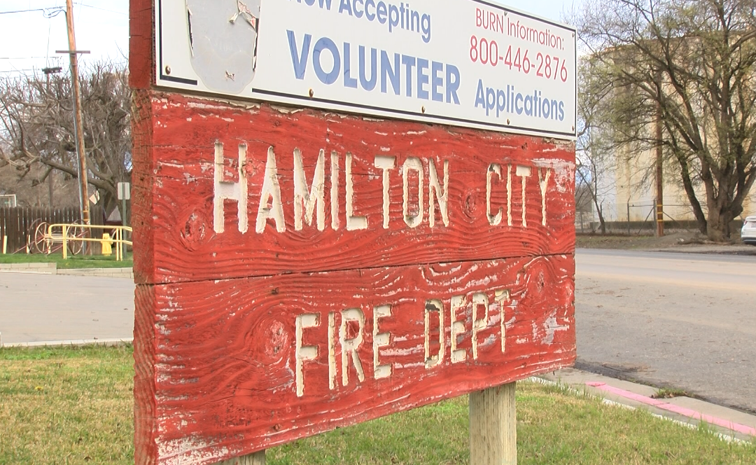 Hamilton City volunteer firefighters threaten walkout after new interim chief appointed